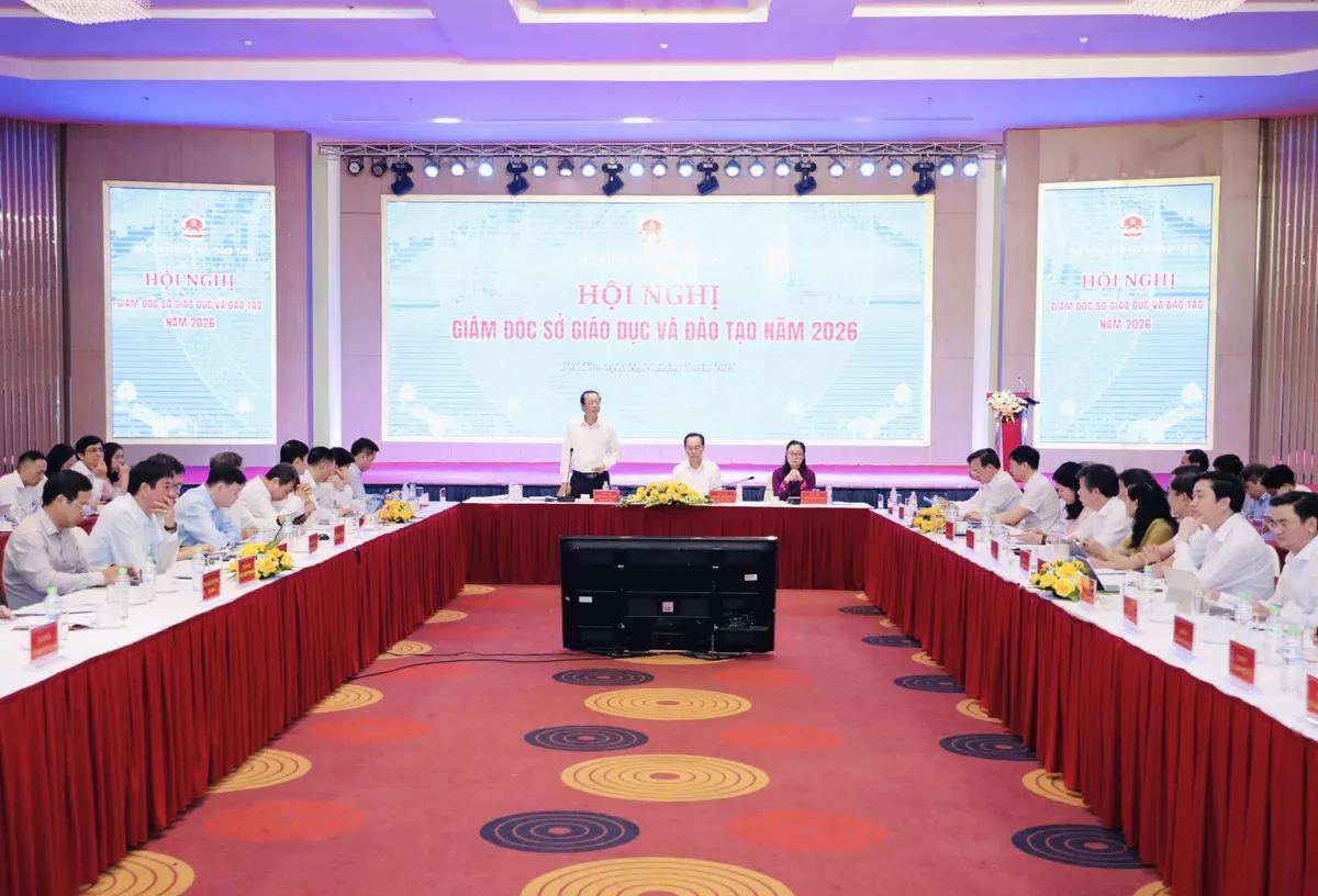 Bộ GD&ĐT yêu cầu đổi mới tư duy, không để học sinh dự quá nhiều cuộc thi - Ảnh 1.
