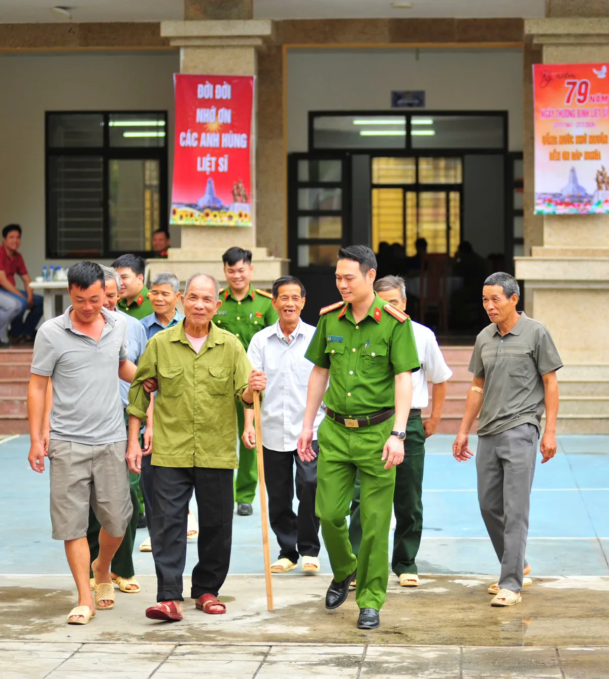 Lai Châu: Thắp sáng hành trình tìm lại tên cho các anh hùng liệt sĩ - Ảnh 2.