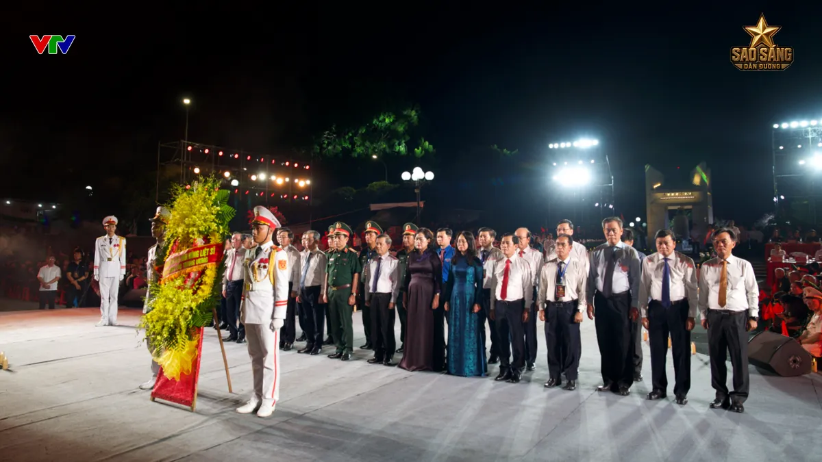 Cầu truyền h&igrave;nh &ldquo;Sao s&aacute;ng dẫn đường&rdquo;: H&agrave;nh tr&igrave;nh của tri &acirc;n v&agrave; l&ograve;ng tự h&agrave;o - Ảnh 9.