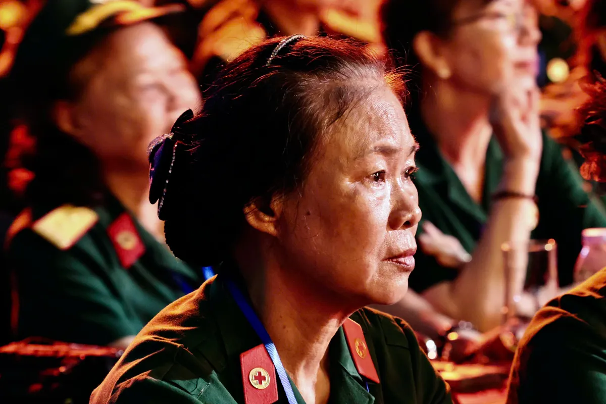 Cầu truyền h&igrave;nh &ldquo;Sao s&aacute;ng dẫn đường&rdquo;: H&agrave;nh tr&igrave;nh của tri &acirc;n v&agrave; l&ograve;ng tự h&agrave;o - Ảnh 3.
