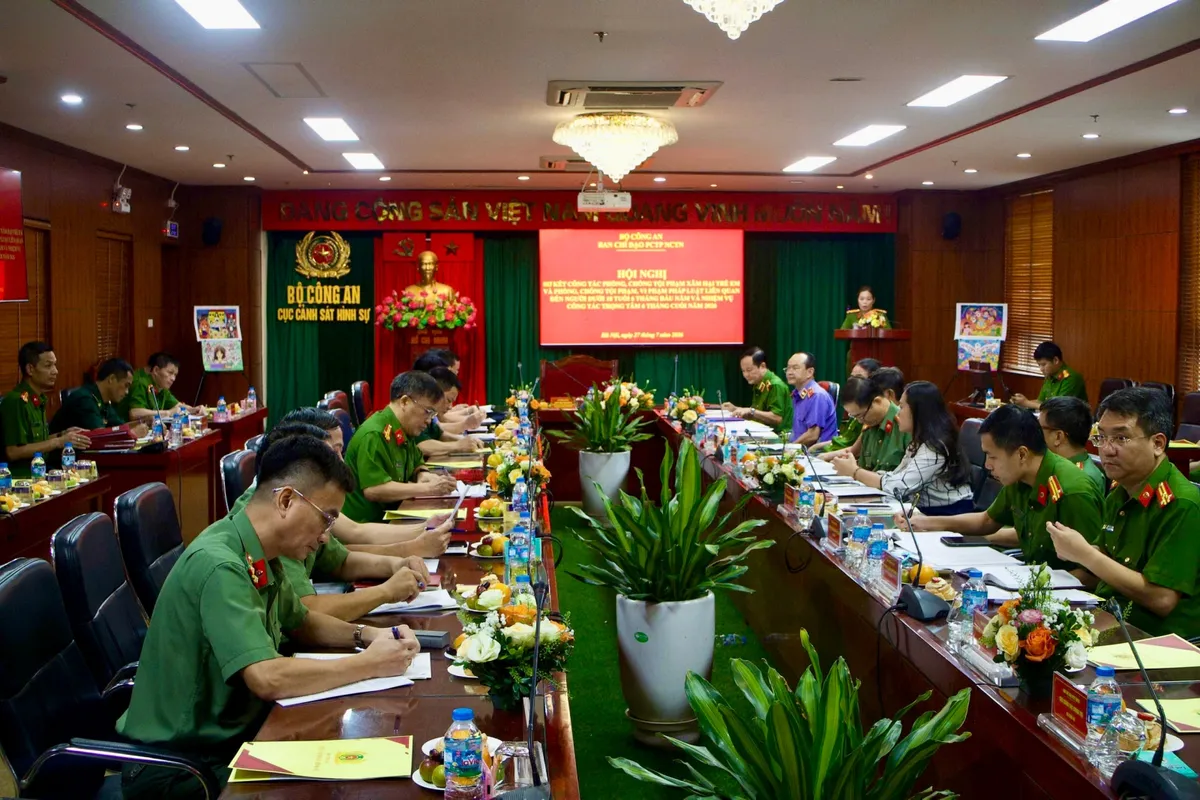 Sẽ rà soát trường học có nguy cơ cao về bạo lực, ma túy, thuốc lá điện tử - Ảnh 1.