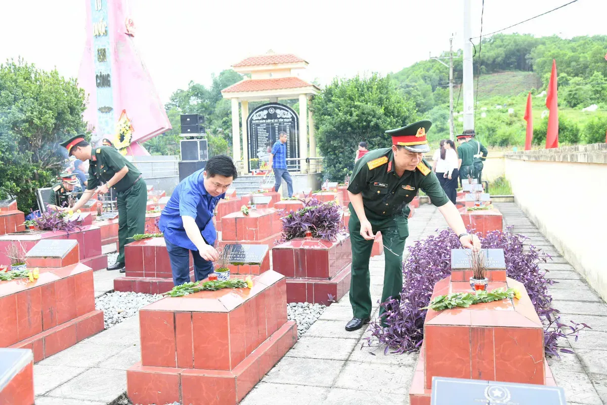 Hôm nay (27/7), kỷ niệm 79 năm Ngày Thương binh - Liệt sĩ- Ảnh 1.