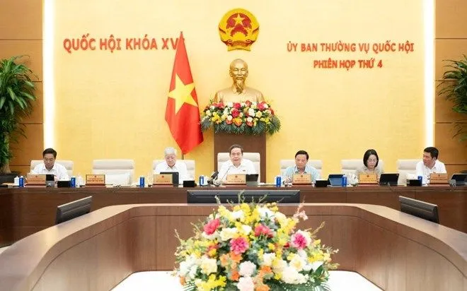 Ủy ban Thường vụ Quốc hội đã quyết nghị thành lập Cục Chuyển đổi số thuộc Văn phòng Quốc hội. Trong ảnh là phiên họp thứ tư của Ủy ban Thường vụ Quốc hội. Ảnh: Quochoi.vn