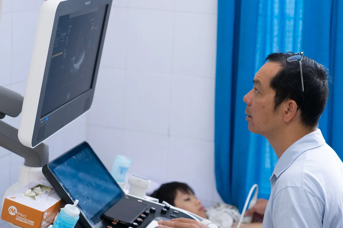 Gần 1 tỷ đồng hỗ trợ điều trị cho trẻ mắc bệnh tim bẩm sinh tại Khánh Hòa - Ảnh 3.