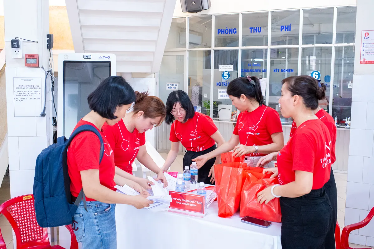 Gần 1 tỷ đồng hỗ trợ điều trị cho trẻ mắc bệnh tim bẩm sinh tại Khánh Hòa - Ảnh 8.