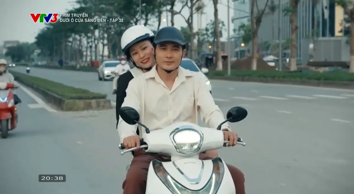 Dưới ô cửa sáng đèn - Tập 32: Diệu kiên trì 'thả thính' Sinh, Tài thành đôi với Nguyệt - Ảnh 11.