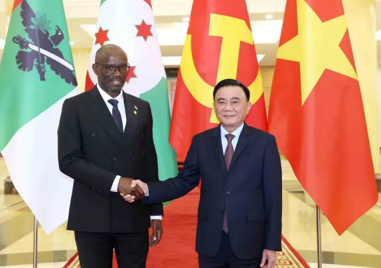 Thường trực Ban Bí thư Trần Cẩm Tú tiếp Tổng Thư ký Đảng CNDD-FDD Burundi - Ảnh 1.