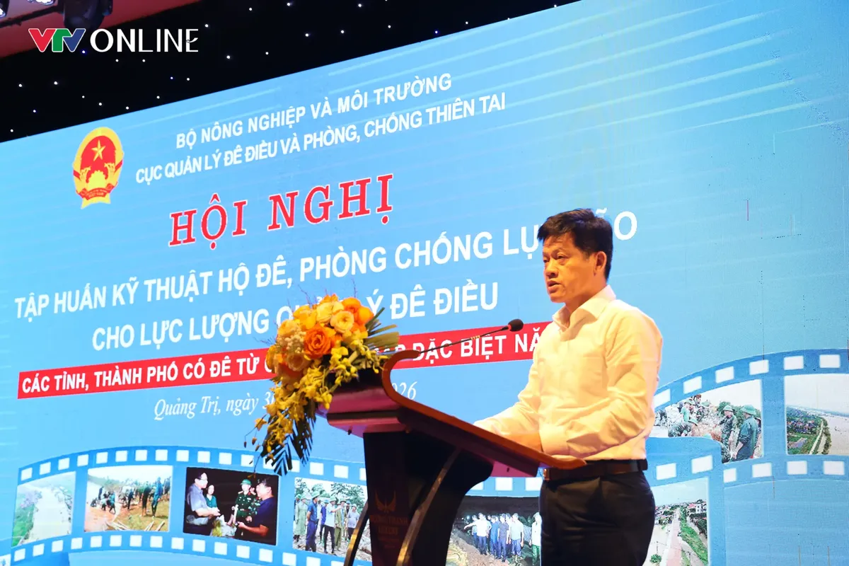 Gần 1.000 sự cố đê điều, không thể chủ quan trong mùa lũ, bão - Ảnh 3.