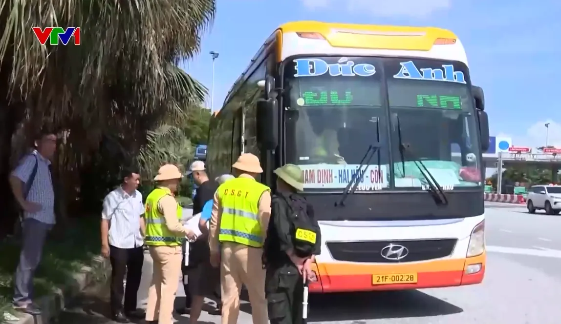 Xét trách nhiệm tài xế và bộ phận quản lý an toàn của đơn vị vận tải khi xảy ra tai nạn - Ảnh 1.