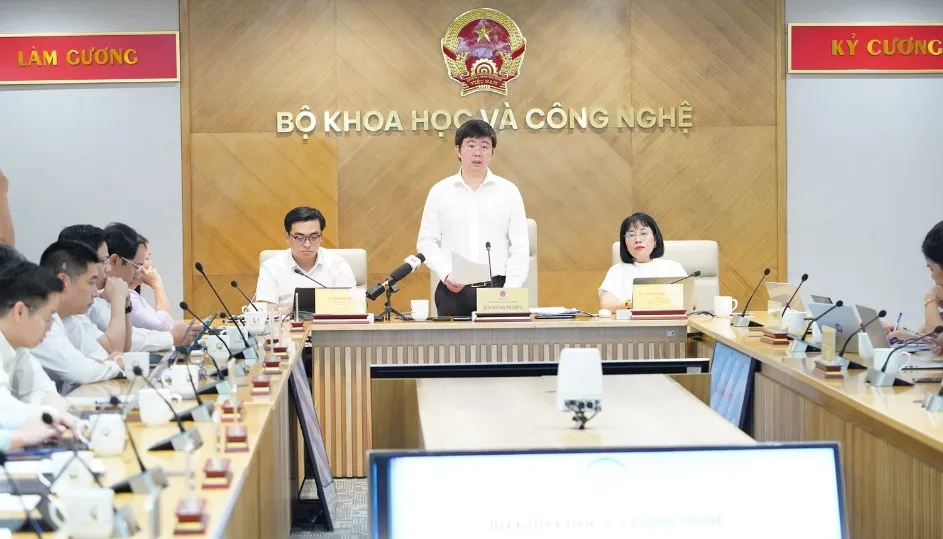 Tăng tốc đưa chính sách và thành tựu khoa học, công nghệ vào cuộc sống - Ảnh 2.