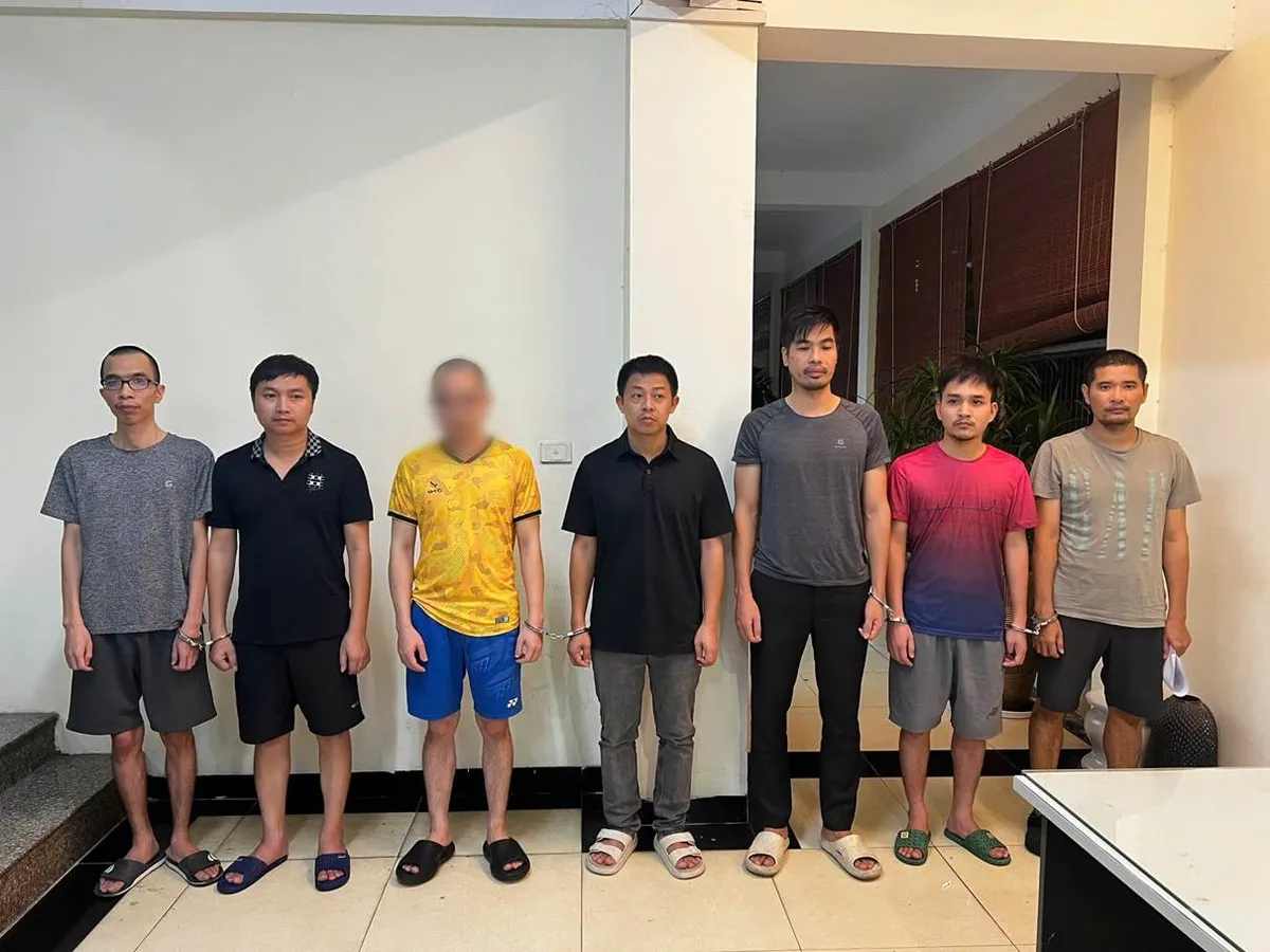 Triệt phá ổ nhóm lừa đảo đầu tư tiền điện tử LIBFX, chiếm đoạt 60 tỷ đồng - Ảnh 1.