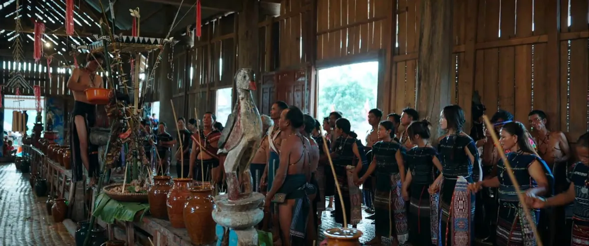 Phía sau những thước phim ấn tượng của 'Trời cao nguyên xanh' - Ảnh 3.