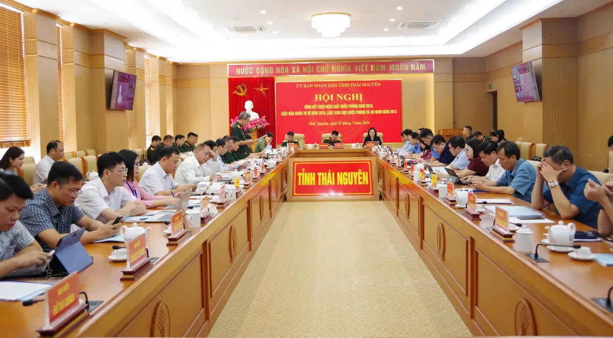 Thái Nguyên: Nâng cao hiệu quả thực hiện các luật về quốc phòng, an ninh - Ảnh 1.