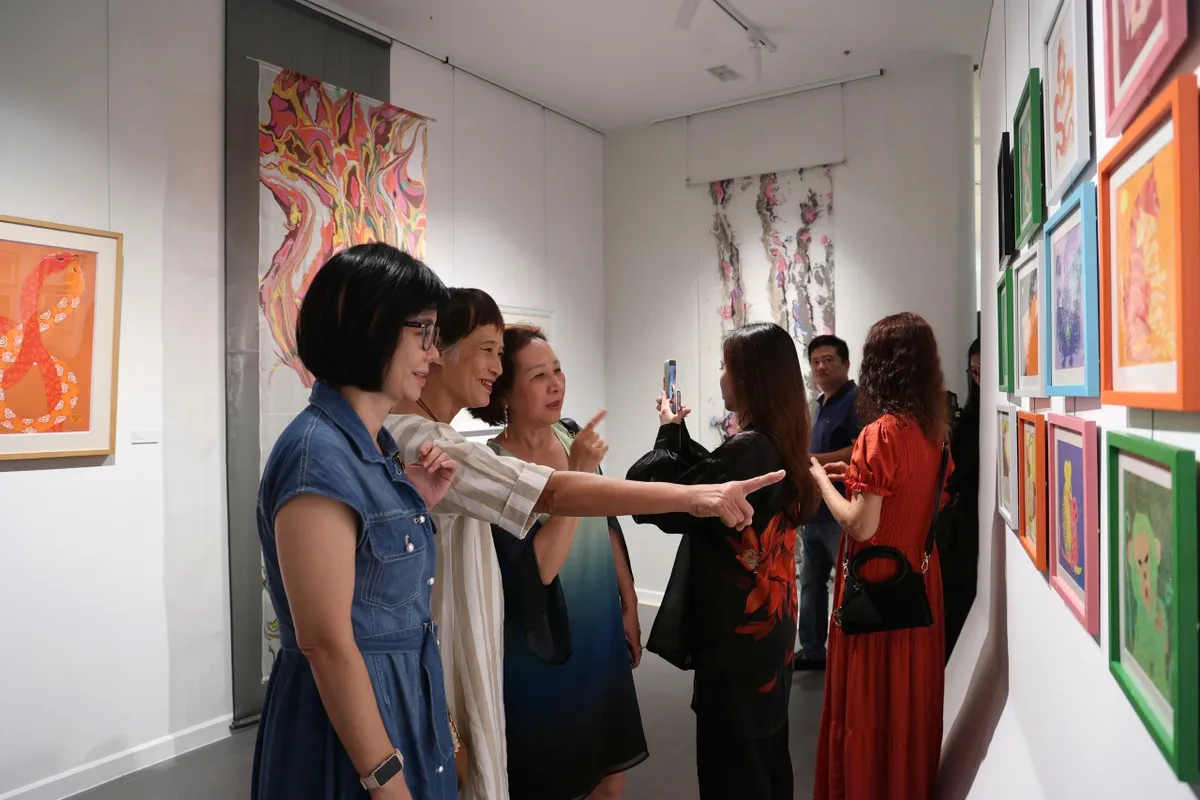 Triển lãm "Layers of Belonging": Nơi giấy và nước kể chuyện "sự thuộc về"- Ảnh 7.