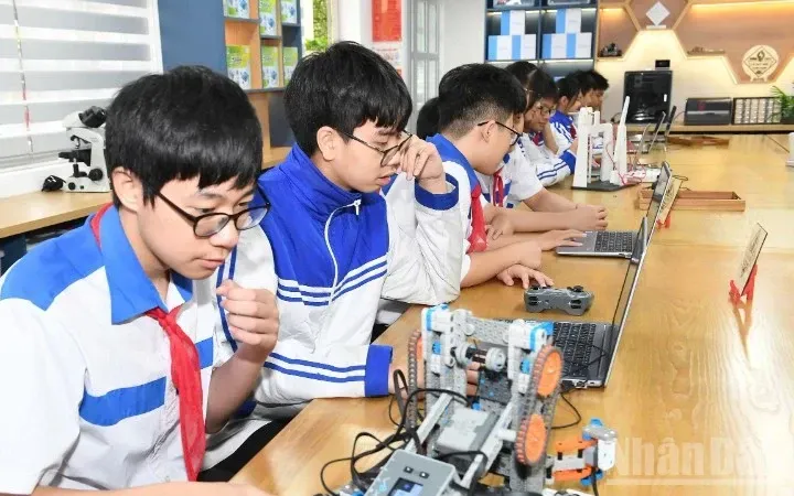 Phòng STEM tiêu chuẩn quốc tế tại Trường trung học cơ sở Lê Quý Đôn, phường Minh Xuân, tỉnh Tuyên Quang. Ảnh: Báo Nhân dân
