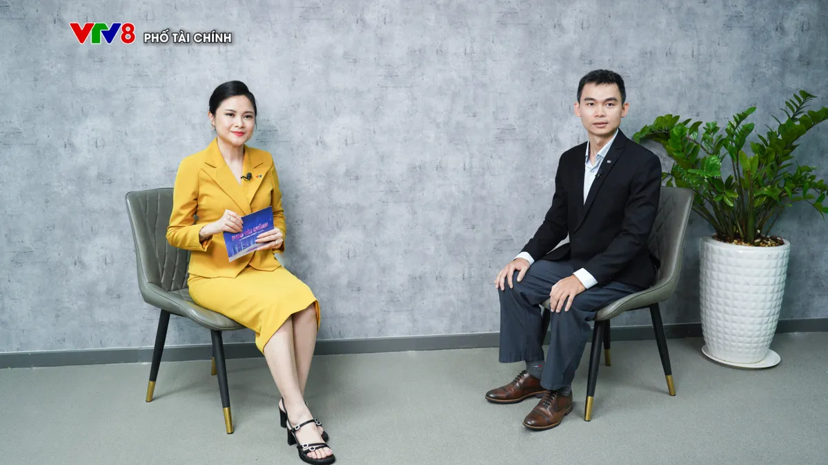 Đầu tư công tăng tốc tạo động lực cho chứng khoán cuối năm - Ảnh 1.