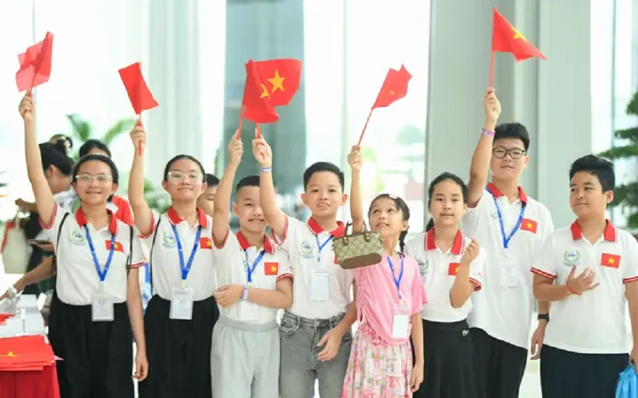 Học sinh Việt Nam trước giờ trao giải. Ảnh: BTC
