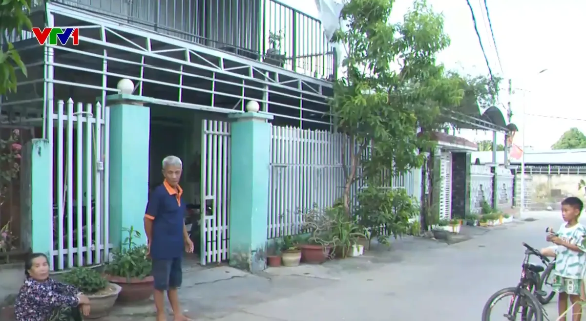 Khánh Hòa: Mỗi nhà một căn gác tránh lũ, chủ động ứng phó thiên tai - Ảnh 1.
