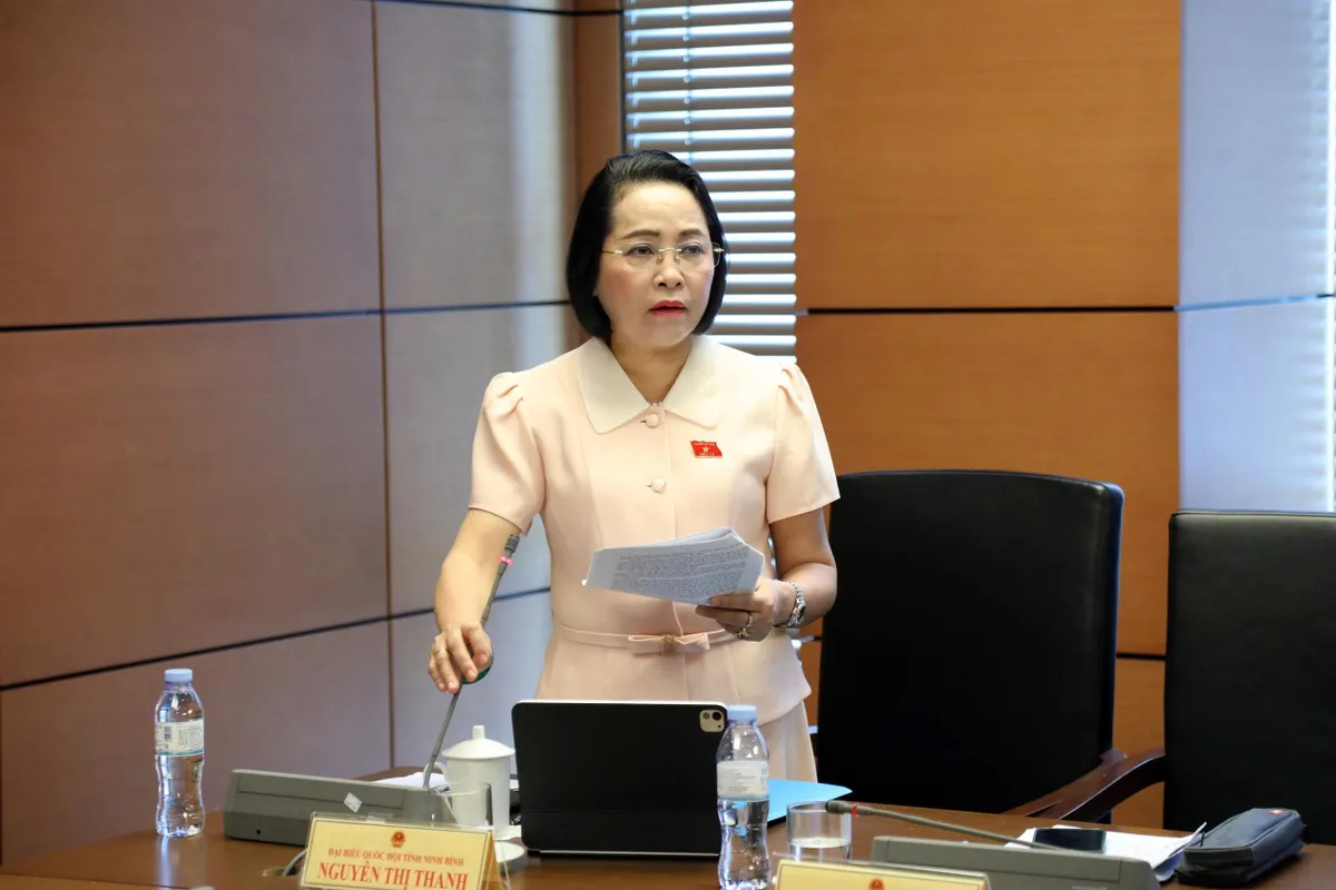 Ho&agrave;n thiện h&agrave;nh lang ph&aacute;p l&yacute; để bảo vệ người lao động v&agrave; th&uacute;c đẩy chuyển đổi số - Ảnh 1.