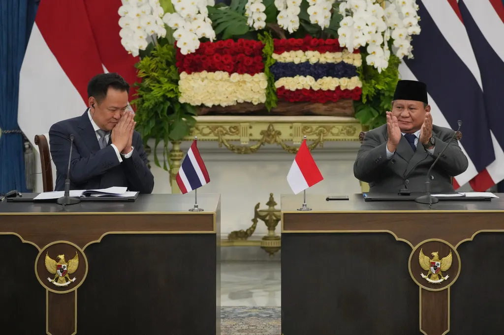 Indonesia, Thái Lan tăng cường quan hệ đối tác chiến lược - Ảnh 1.