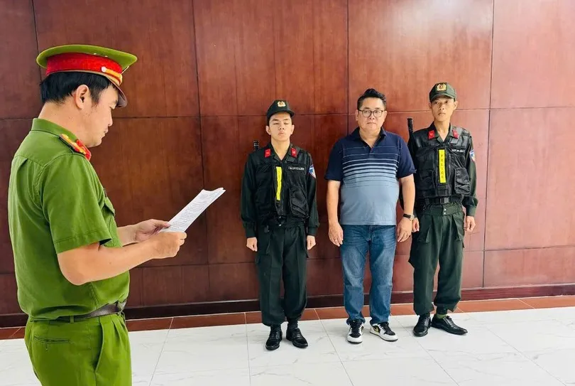 Xâm phạm quyền tác giả, ca sĩ Phương Diễm Huyền và giám đốc công ty truyền thông bị khởi tố - Ảnh 2.