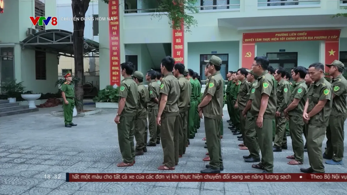 Cao điểm kiểm tra ma túy: Công an Đà Nẵng đồng loạt ra quân từ rạng sáng- Ảnh 1. Cao điểm kiểm tra ma túy: Công an Đà Nẵng đồng loạt ra quân từ rạng sáng- Ảnh 1.