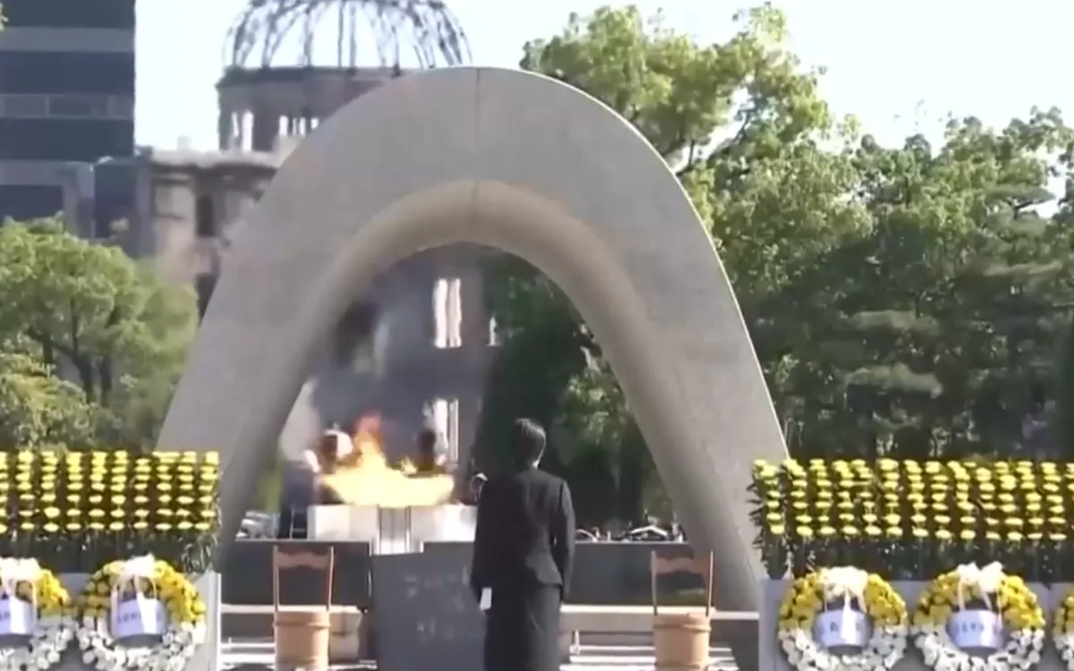 Nhật Bản tưởng niệm 81 năm vụ ném bom nguyên tử xuống Hiroshima- Ảnh 1.