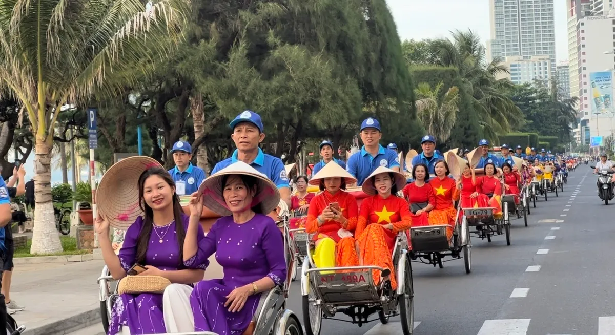 Đề cử UNESCO ghi danh áo dài là Di sản văn hóa phi vật thể - Ảnh 1.