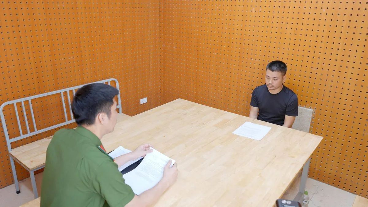Giả danh lương y bán thuốc điều trị yếu sinh lý, thu lợi bất chính hơn 32 tỷ đồng - Ảnh 4.