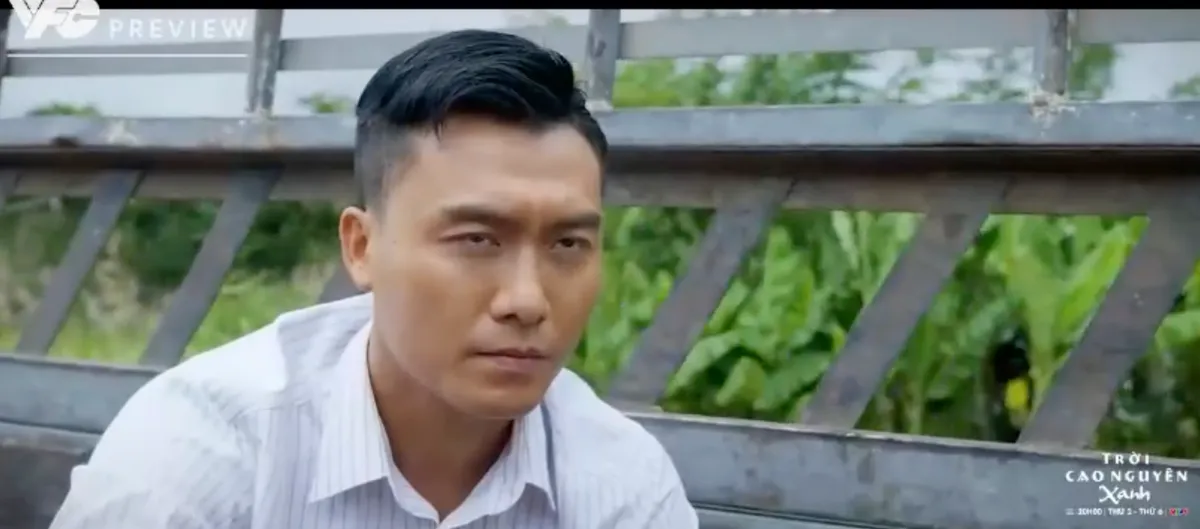 Trời cao nguyên xanh - Tập 21: Già Rin bất ngờ đột quỵ, Tuấn trở thành tâm điểm nghi ngờ - Ảnh 2.