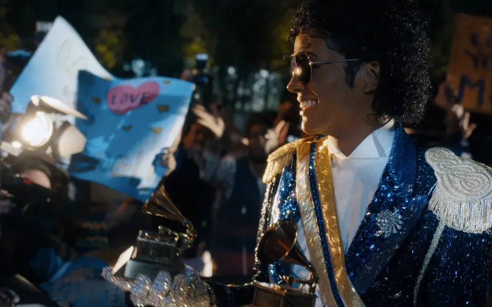 Jaafar Jackson (cháu ruột của Vua nhạc Pop) trong tạo hình Michael Jackson của phim "Michael". (Ảnh: Lionsgate)
