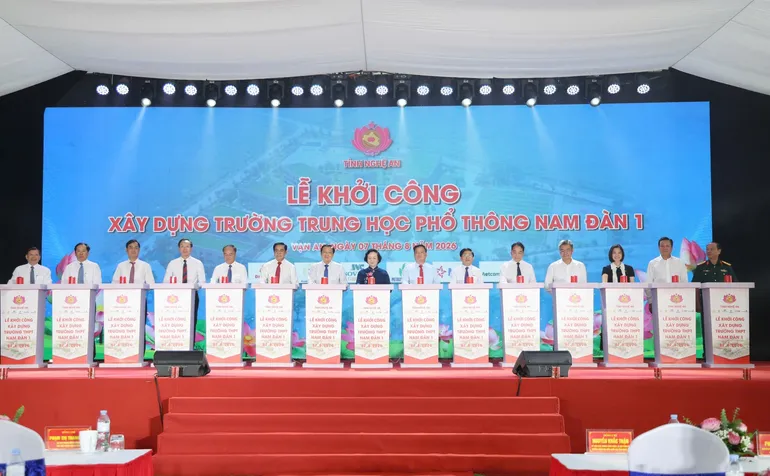 Khởi công Trường THPT Nam Đàn 1, Phó Thủ tướng Phạm Thị Thanh Trà kỳ vọng môi trường giáo dục chất lượng cao, nhân văn - Ảnh 1.