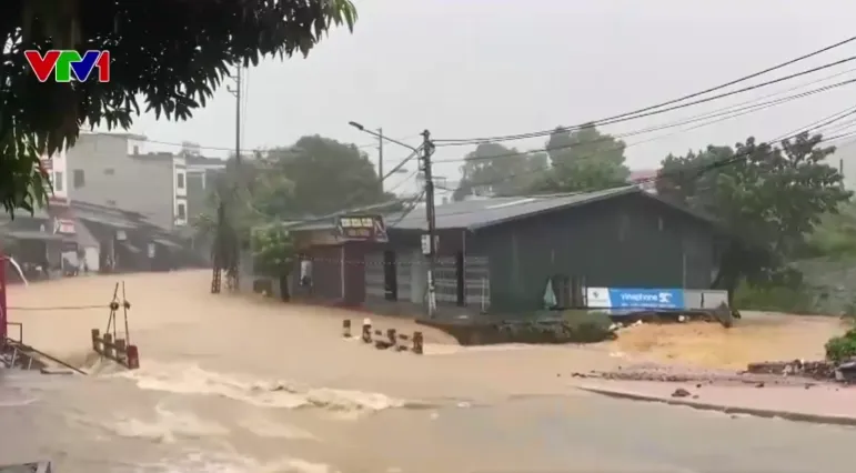 Lào Cai khẩn trương tìm kiếm 2 người mất tích do mưa lũ- Ảnh 3.