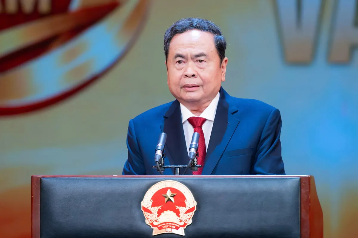 Chủ tịch Quốc hội: Lực lượng Cảnh s&aacute;t kinh tế n&acirc;ng cao năng lực điều tra số, truy vết d&ograve;ng tiền - Ảnh 6.