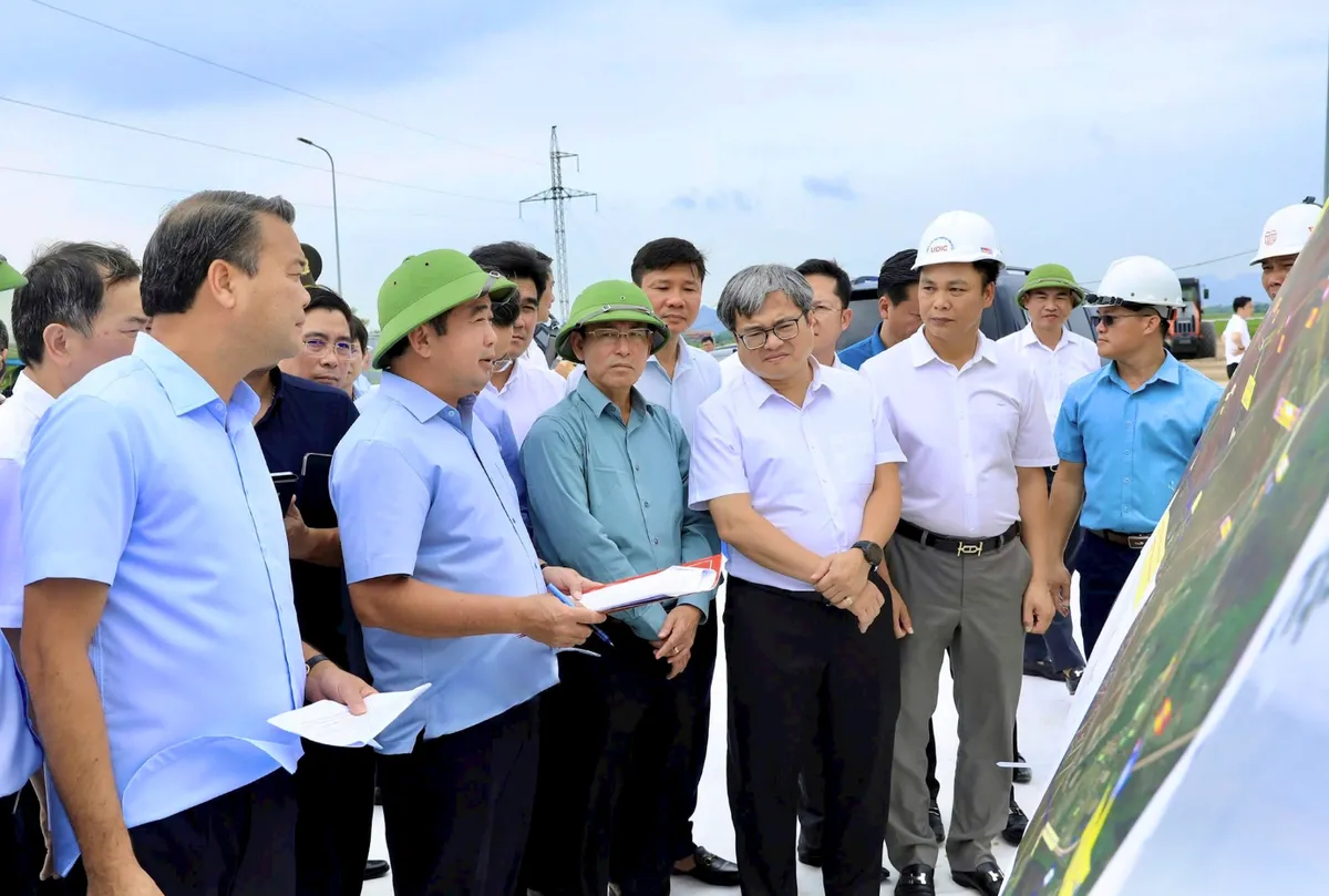 Hà Nội: Đẩy nhanh tiến độ tuyến Pháp Vân - Cầu Giẽ - Vành đai 3 và Mỹ Đình - Ba Sao - Bái Đính - Ảnh 2.