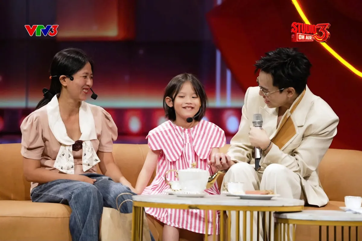 Hứa Kim Tuyền tại Studio 3: Từ &ldquo;T&ocirc;i kh&ocirc;ng c&ograve;n viết t&igrave;nh ca&rdquo; đến những tr&aacute;i tim được tiếp th&ecirc;m hy vọng- Ảnh 4.