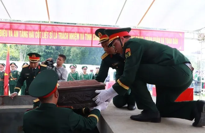 75 năm trở về: Những người lính nằm lại giữa lòng đất mẹ Lai Châu - Ảnh 8.