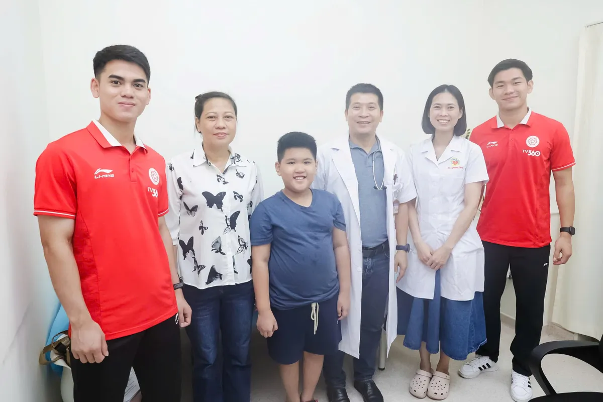Gần 1 tỷ đồng dự kiến hỗ trợ trẻ khó khăn mắc tim bẩm sinh tại Hưng Yên - Ảnh 17.