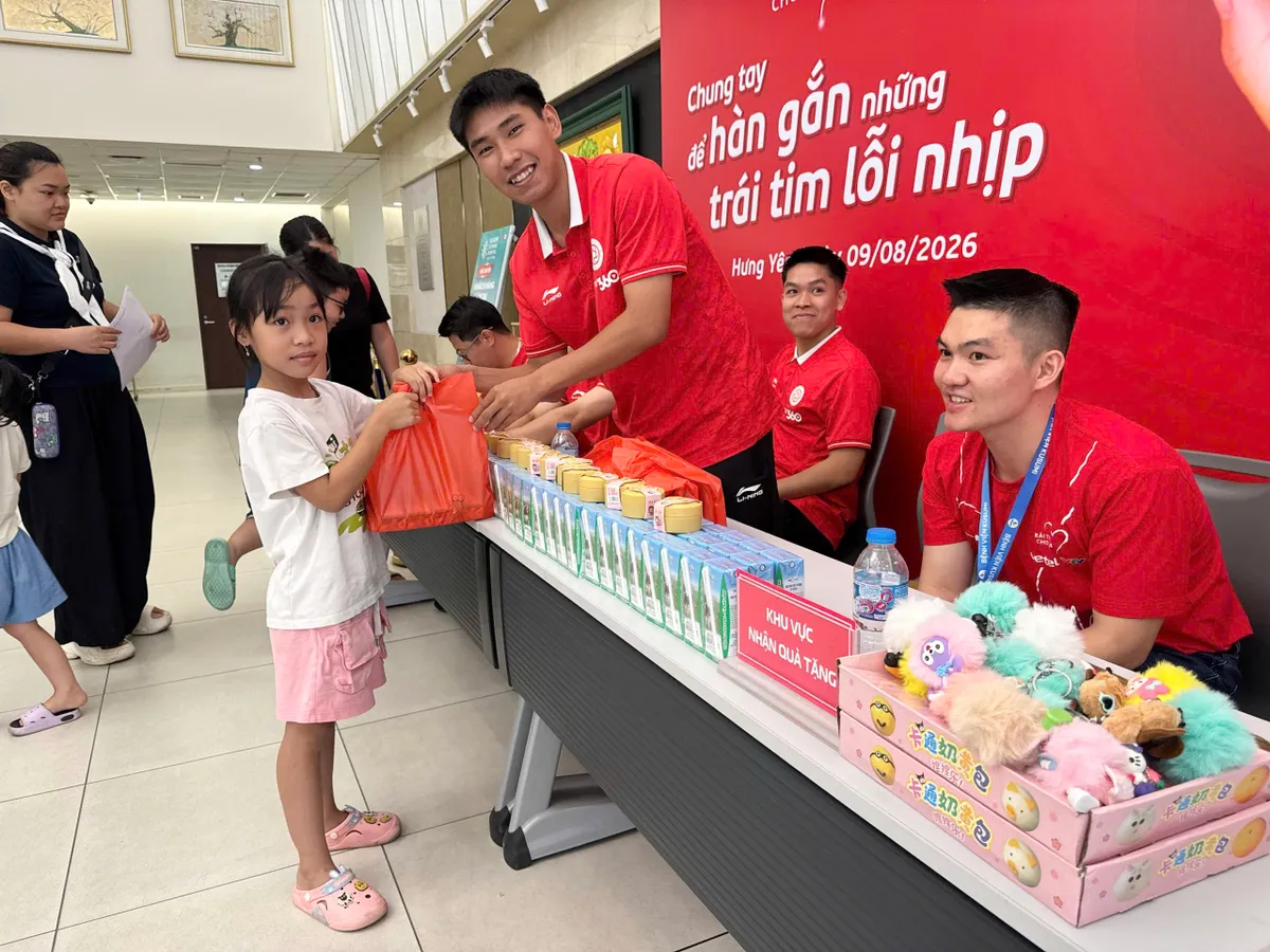Gần 1 tỷ đồng dự kiến hỗ trợ trẻ kh&oacute; khăn mắc tim bẩm sinh tại Hưng Y&ecirc;n - Ảnh 15.