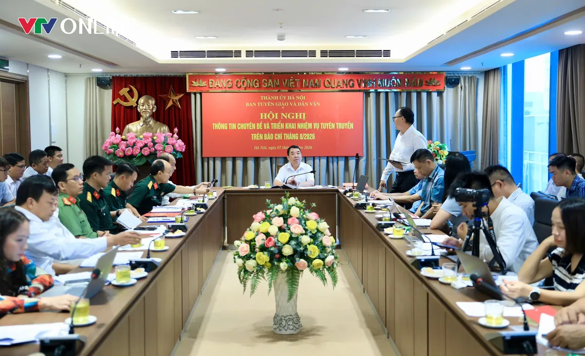 Công an phường Tây Hồ, Hà Nội đồng hành cùng người dân chuẩn hóa dữ liệu đất đai - Ảnh 3.