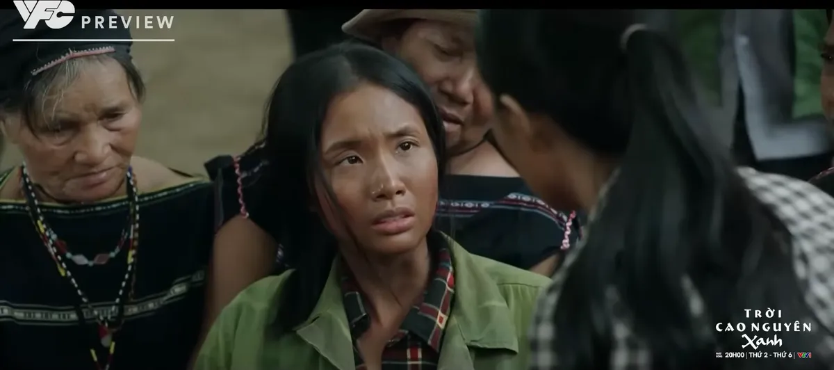 Trời cao nguyên xanh - Tập 24: Cuộc bạo động xảy ra, Tuấn bị nhóm phản động giam giữ- Ảnh 4.