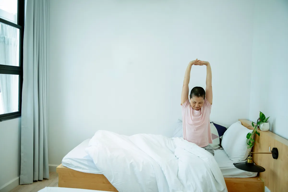 Ngủ hay tập luyện giúp giải tỏa căng thẳng tốt hơn? - Ảnh 1.