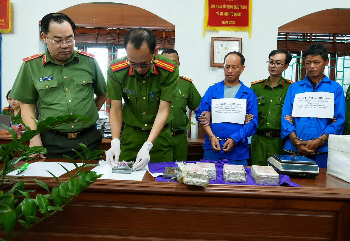 Lai Châu: Từ những dấu vết trên không gian mạng đến chuyên án 8 bánh heroin - Ảnh 2.