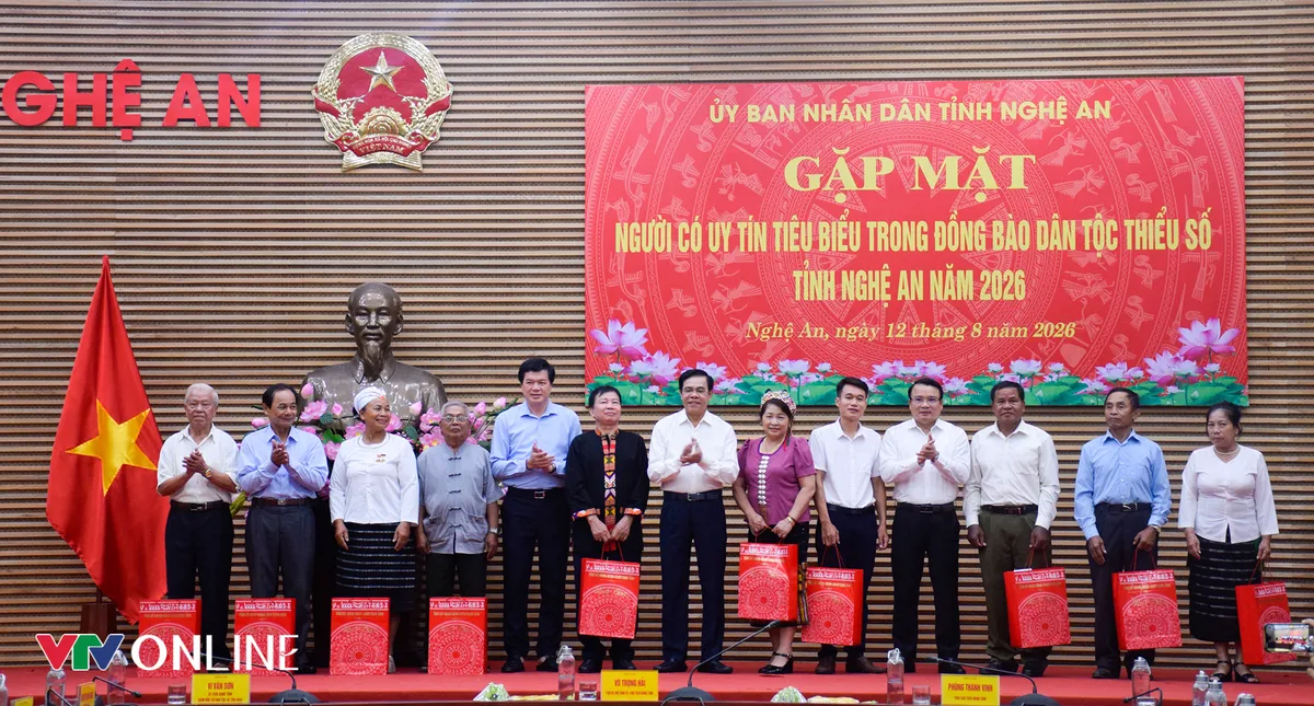 Nghệ An phát huy vai trò Người có uy tín trong đồng bào dân tộc thiểu số - Ảnh 2.