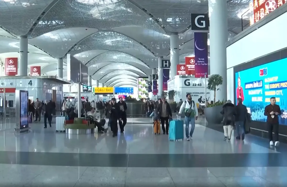 Istanbul là sân bay bận rộn nhất châu Âu- Ảnh 1.