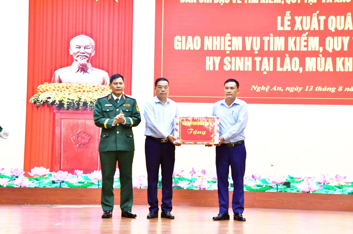 Nghệ An xuất quân thực hiện nhiệm vụ tìm kiếm, quy tập hài cốt liệt sĩ mùa khô 2026-2027 - Ảnh 1.