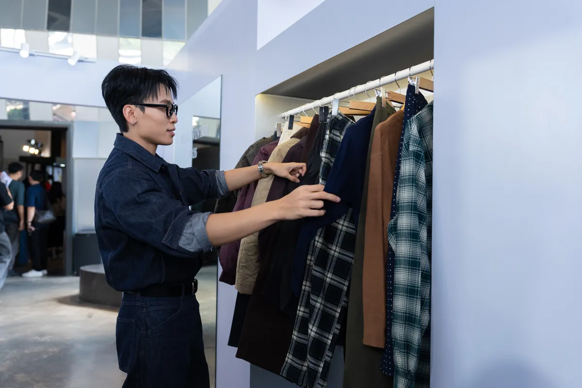 Bộ đôi Anh tài nhà Da LAB "thăng hạng nhan sắc" trong trang phục lấy cảm hứng từ nhịp sống đô thị- Ảnh 2.