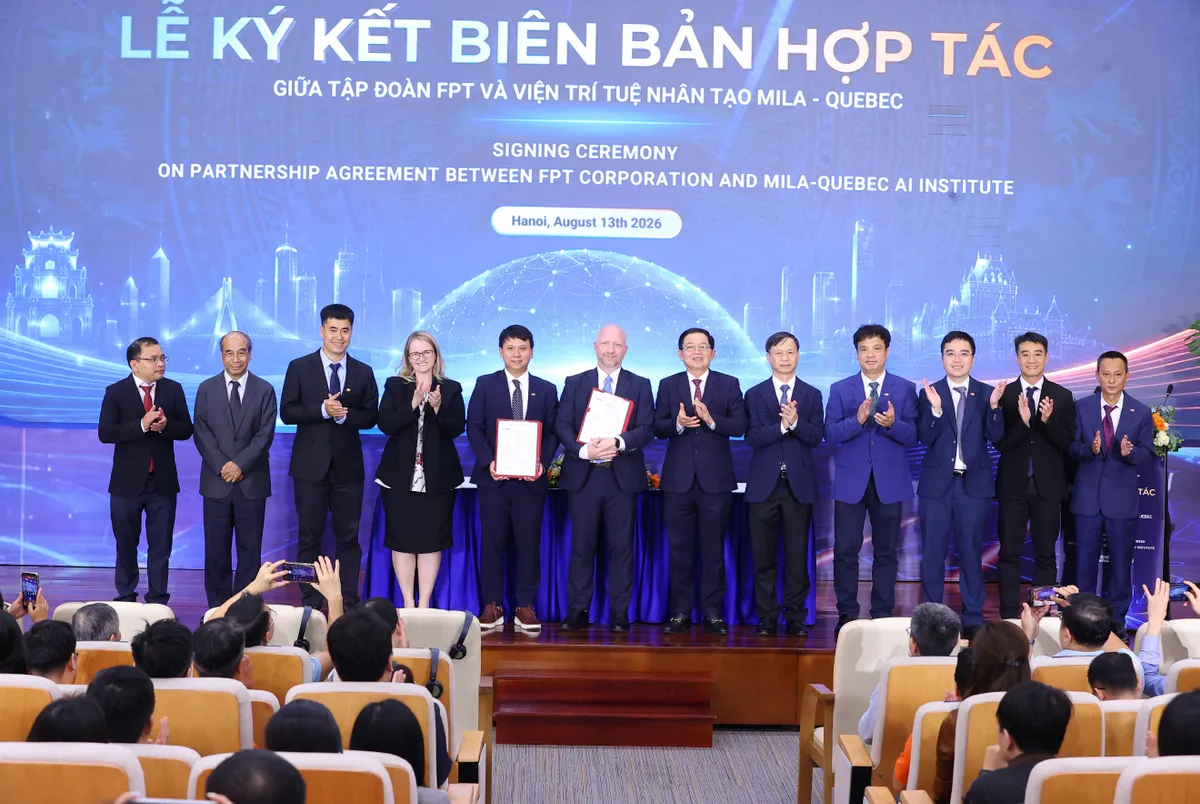 Ph&oacute; Thủ tướng Hồ Quốc Dũng: Hợp t&aacute;c quốc tế gi&uacute;p Việt Nam chủ động tham gia v&agrave;o chuỗi gi&aacute; trị AI to&agrave;n cầu - Ảnh 4.