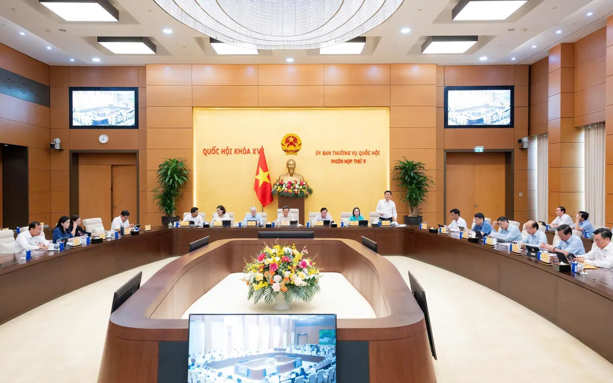 Phiên họp thứ 5 của Ủy ban Thường vụ Quốc hội. Ảnh: Quốc hội