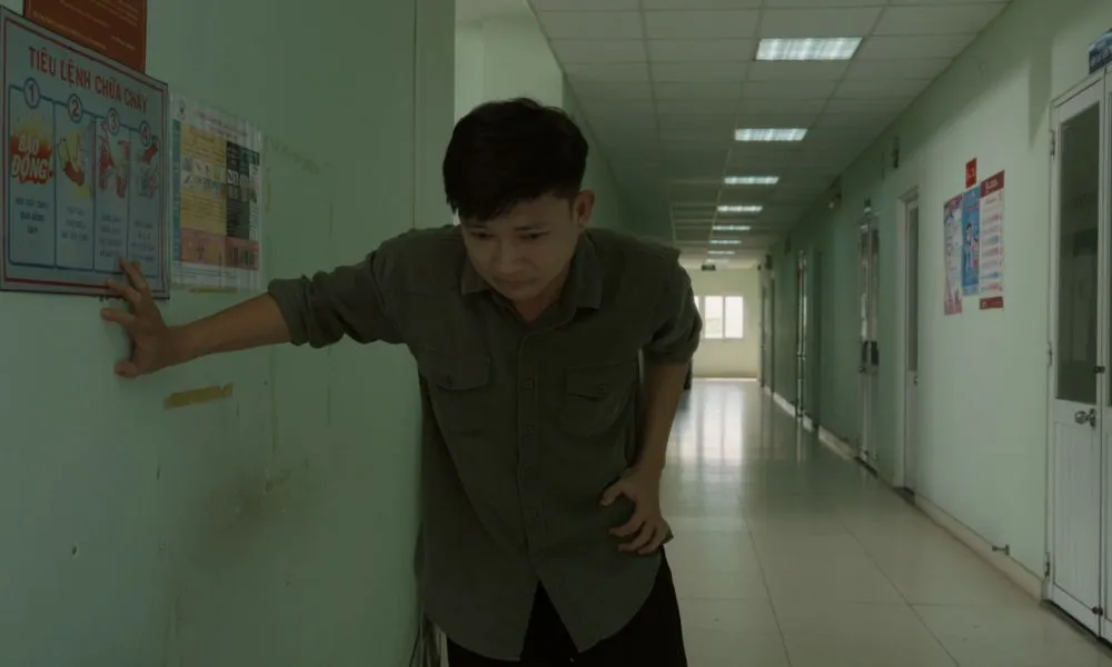 Hợp đồng từ thượng đế: Cha ruột từ chối truyền m&aacute;u, cha nu&ocirc;i b&aacute;n thận cứu Thiều Tiến- Ảnh 3.